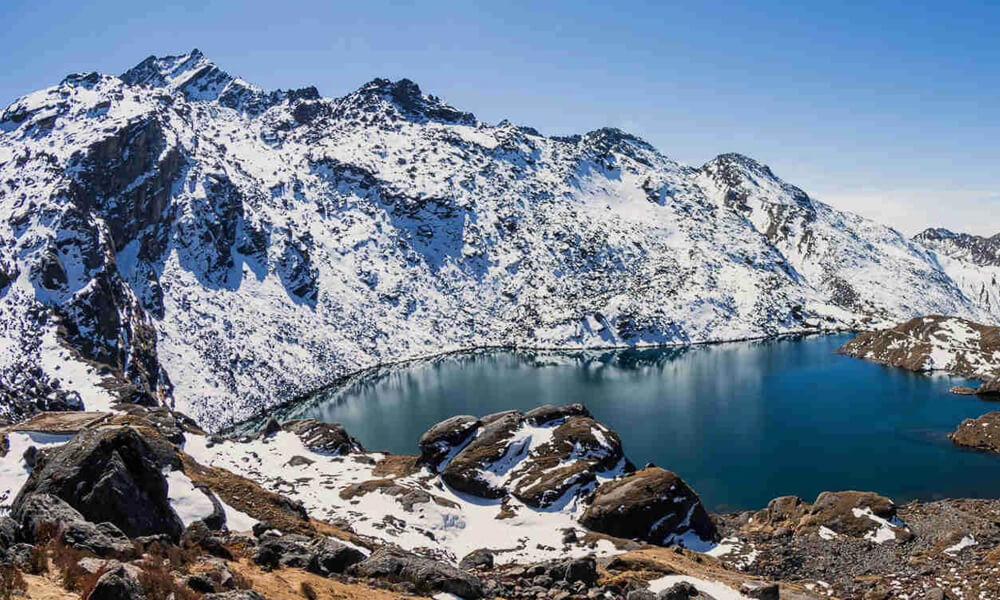 Gosaikunda and Helambu Trek in Nepal 